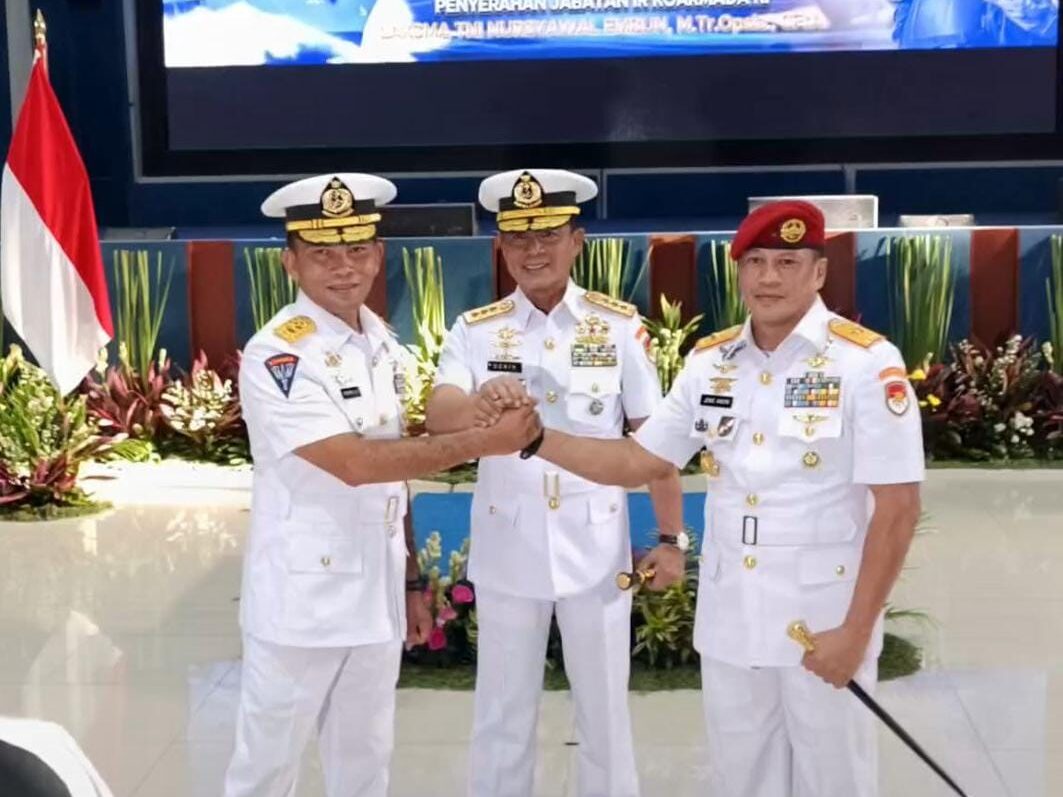 Komandan Kodaeral XI