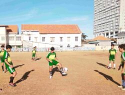 Diperkuat Kaka deSimic, SFC Tahan 0-0 Klub Internal Persebaya