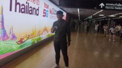 Kahfi deRossi Landing di Bandara Bangkok Thailand Rabu Malam