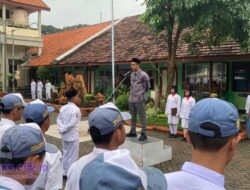 PWMR Isi Upacara Bendera dan Seminar Pers di SMKN 1 Sooko