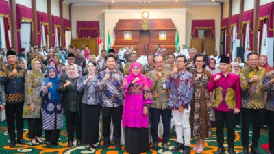 Gubernur Khofifah Siapkan Strategi Hadapi Dinamika Geopolitik