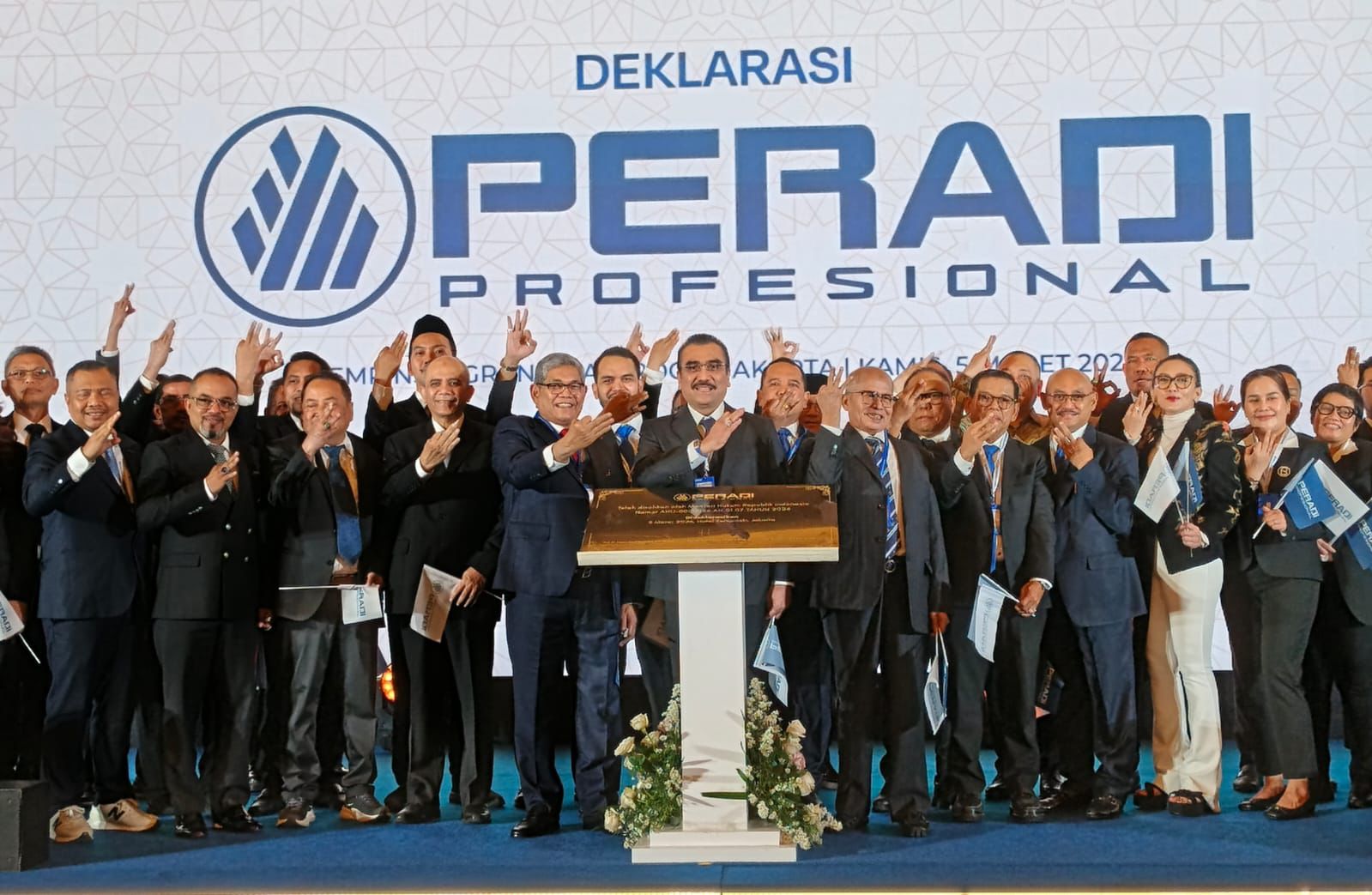 Peradi Profesional